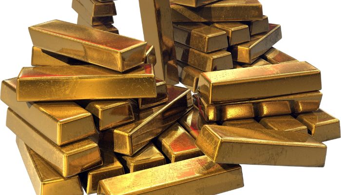 Should You Buy Gold? Investors Eye Rate Cuts as Prices Dip