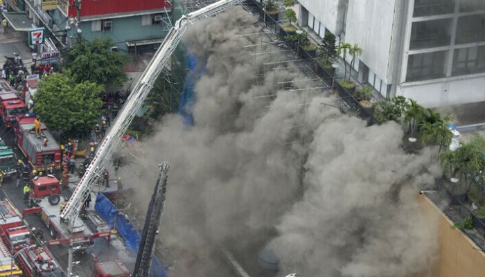 Tragedy Strikes: Shopping Center Fire in China Claims 16 Lives